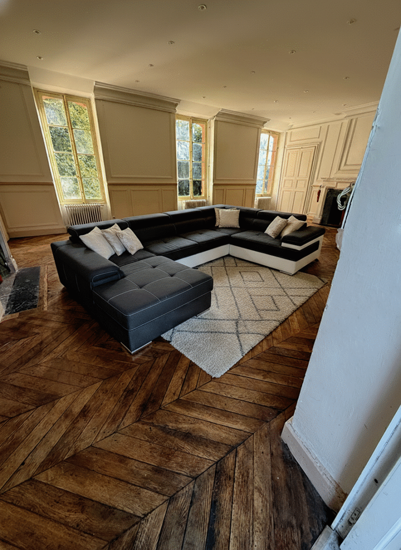 5c3ed77e-51e6-4d01-a4a9-f7fd1803b8b8