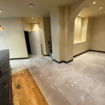 Traitement-des-sols-mixtes-(Carrelage-et-Parquet)-et-finitions